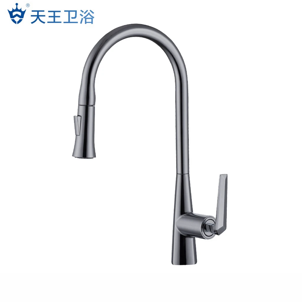 High Quality 360 Adjustable Modern Single Handle Pull-Down Kitchen Sink Faucet Brass Material Hot & Cold Water 1 Faucet