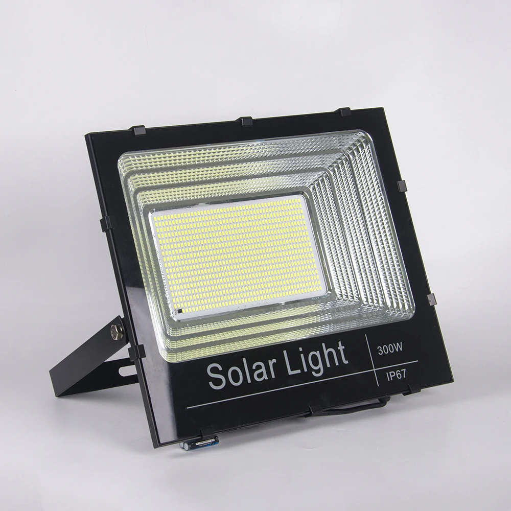 Hot Sell Remote Control IP66 Outdoor 25W 40W 60W 100W 150W 200W 300W Solar SMD LED Flood Light with 2 Years Warranty