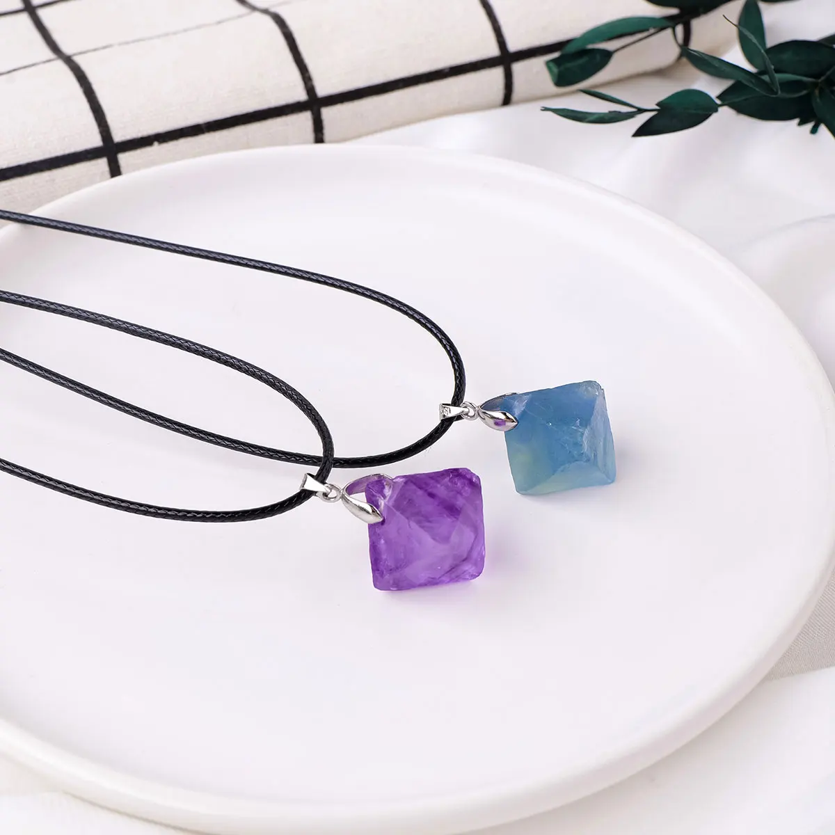 Wholesale new product Crystal Healing stones pendant Blue purple Fluorite octahedron pendant leather string gifts