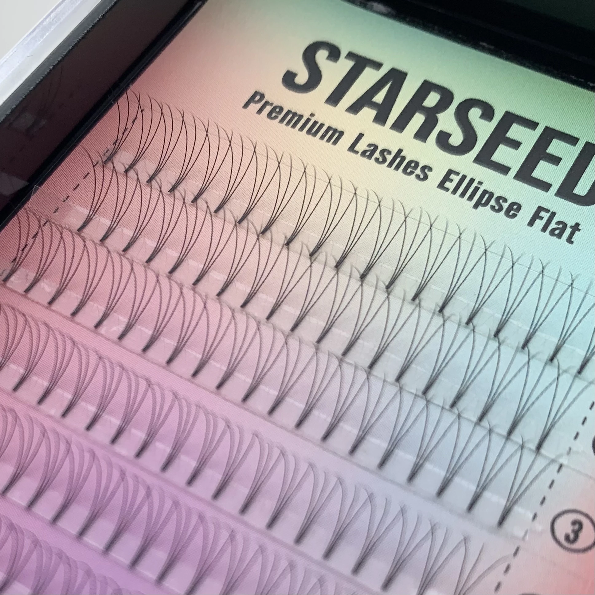 Wholesale pre made eyelash extension fanned 5d 6d 3d eyelash extension easy fans mega volume Lashes premade fans Lash extensions