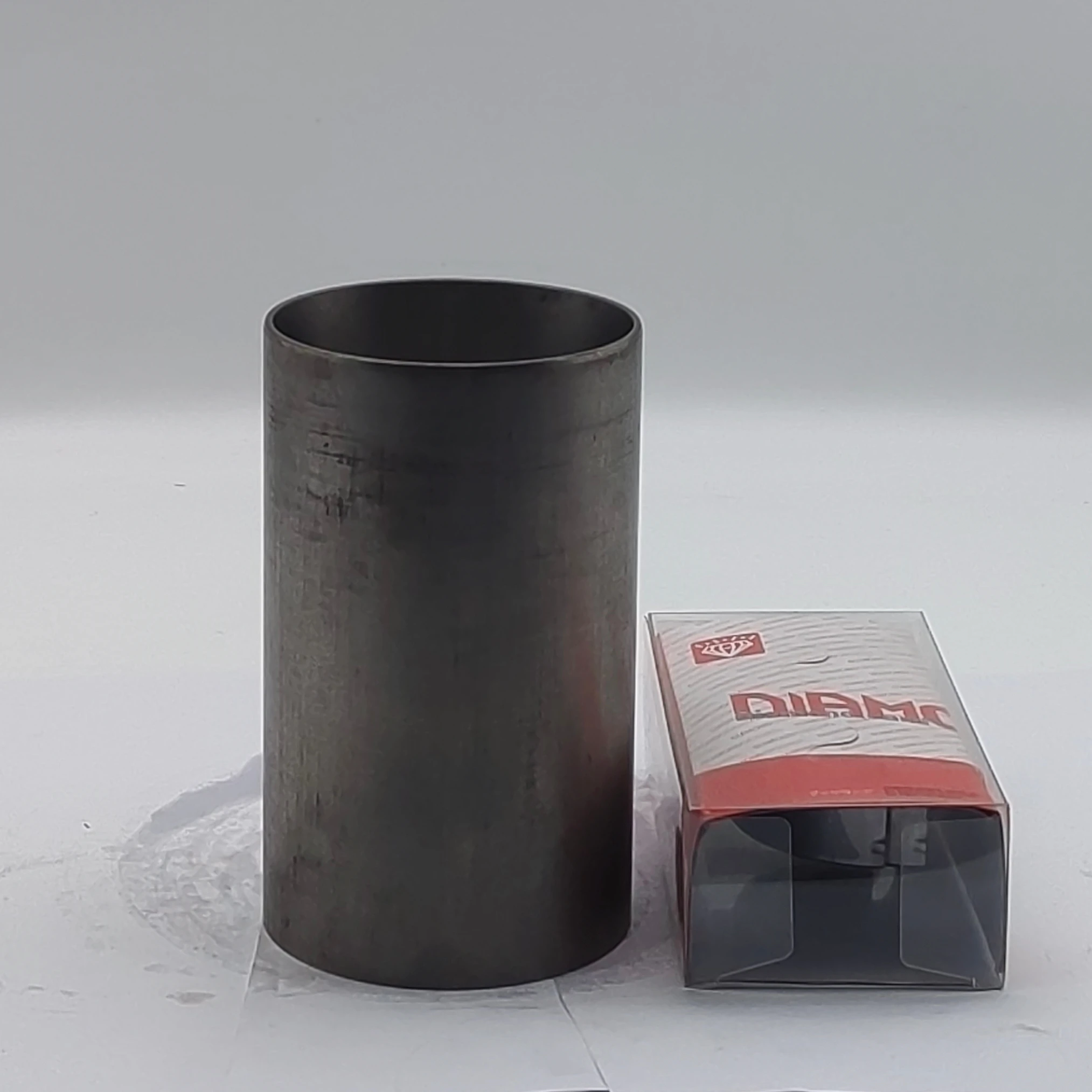DIAMONDORIGINAL высокое качество V2403 гильзы цилиндра 24038756 для дизельных двигателей строительной техники Запчасти