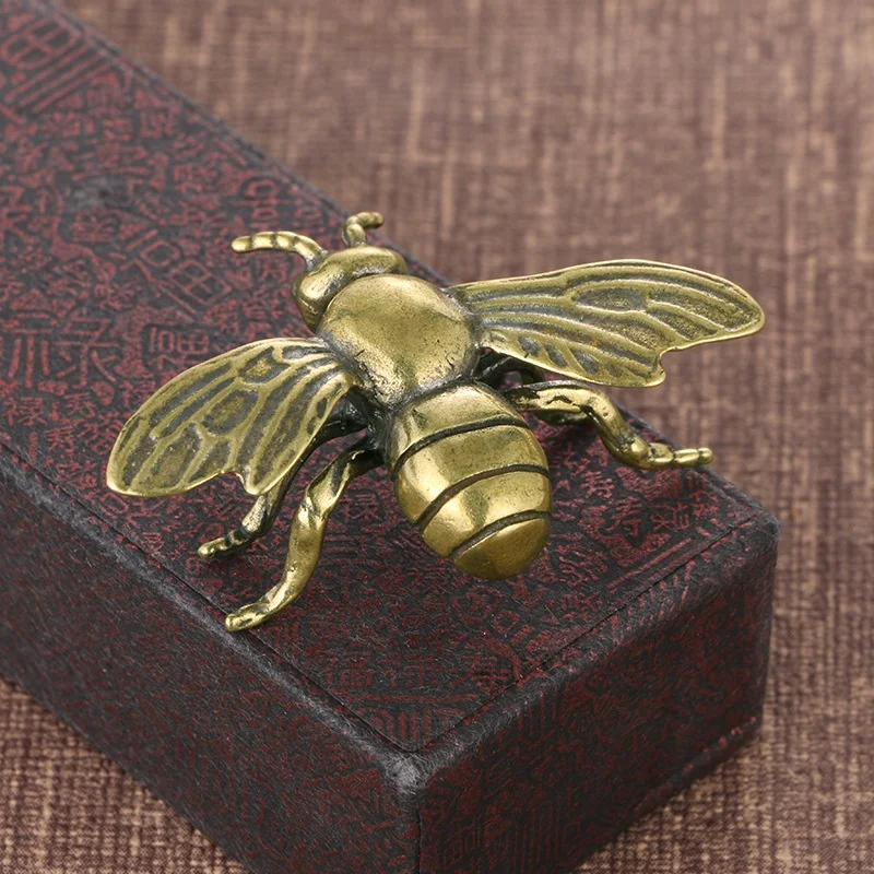 Imitate bees to make old antique bronze office decorative crafts ornaments