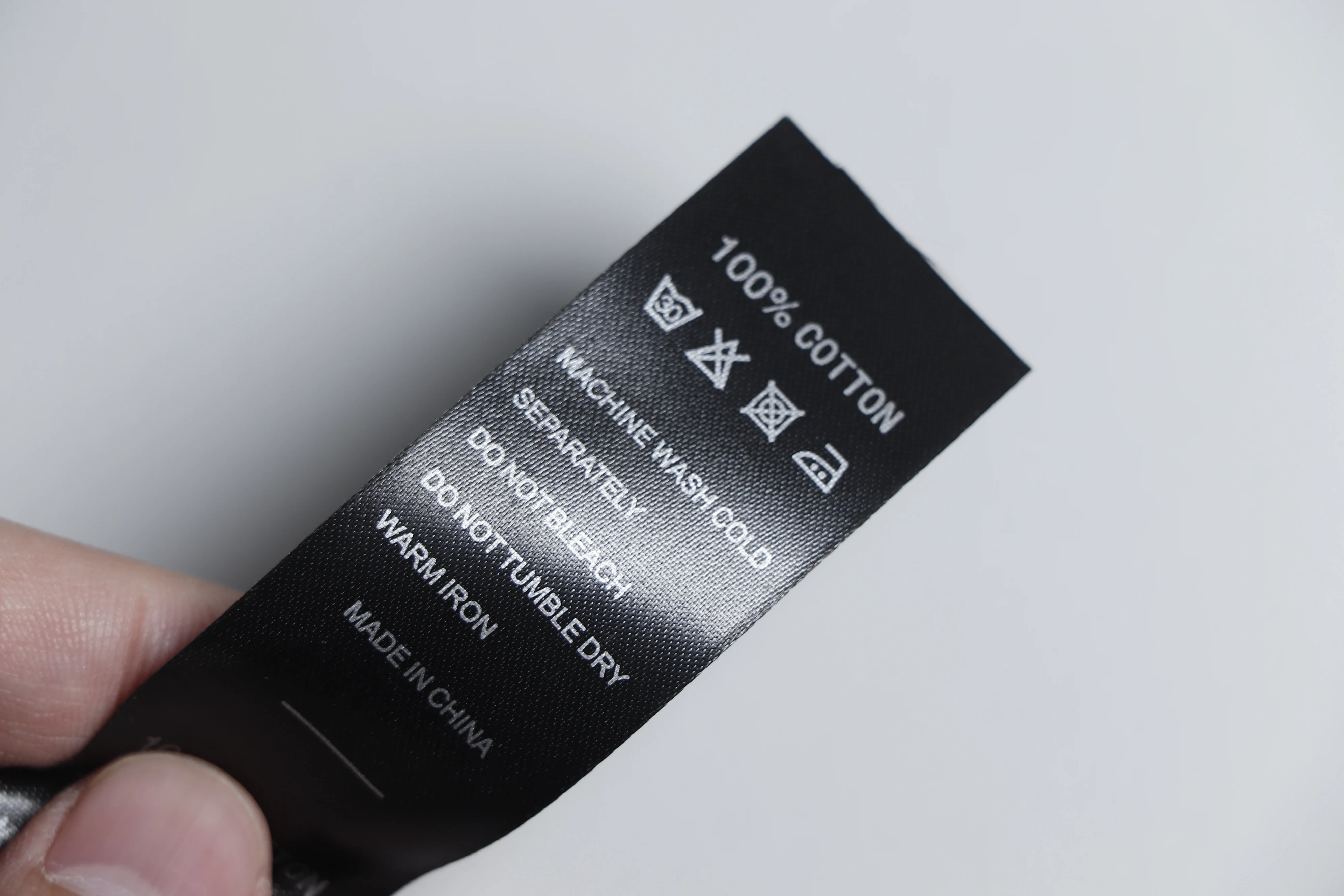 
Custom High Quality Clothing Printed Cotton Woven Wash Care Label for Clothes 