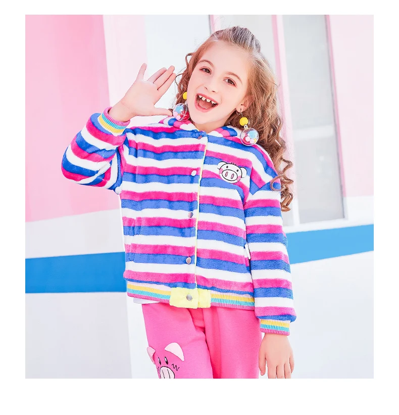 
Wearable Nice Fashion Hot Sale Autumn And Winter Velvet Jackets Outfits 