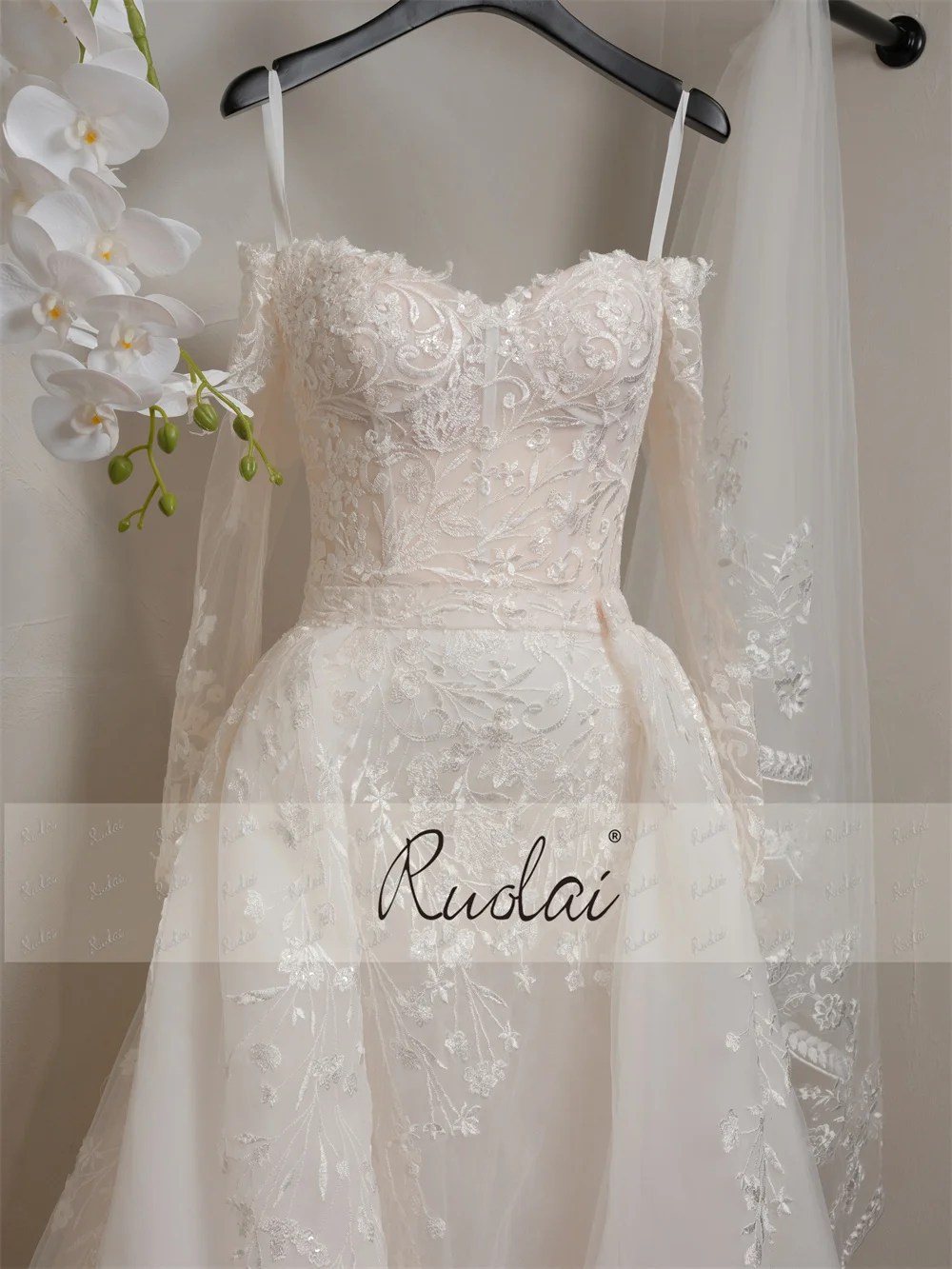 Ruolai QW02058 Off Shoulder Long Sleeves Detachable Train Lace Elegant Changing Dresses for Brides