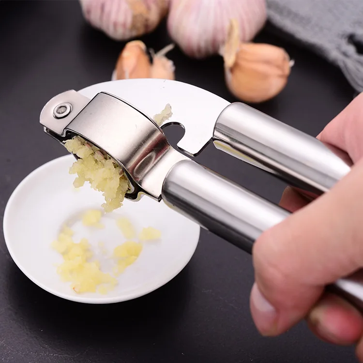 High Quality Kitchen Gadget Stainless Steel Durable Garlic Mincer Chopper Garlic Press Crusher for Cooking