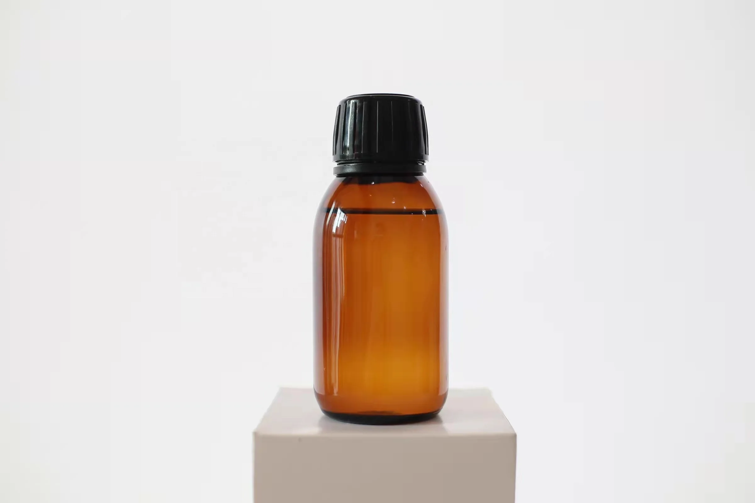 Peppermint oil Plant extract Mint leaf menthol naturally