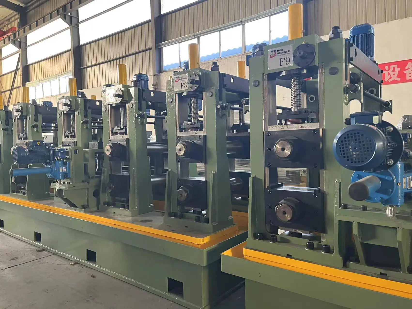 Carbon Steel Tube  pipe Profile Forming Machine Mill Line