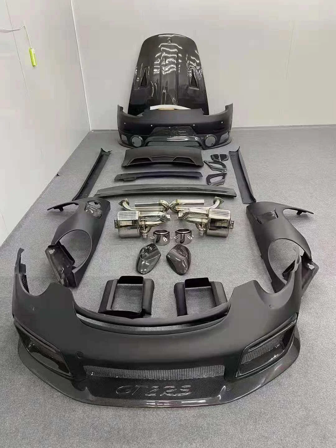 BETTER High Quality Car body kit for Porsche 911 991 2012-18 To GT2 RS style front rear bumper fenders hood spoiler