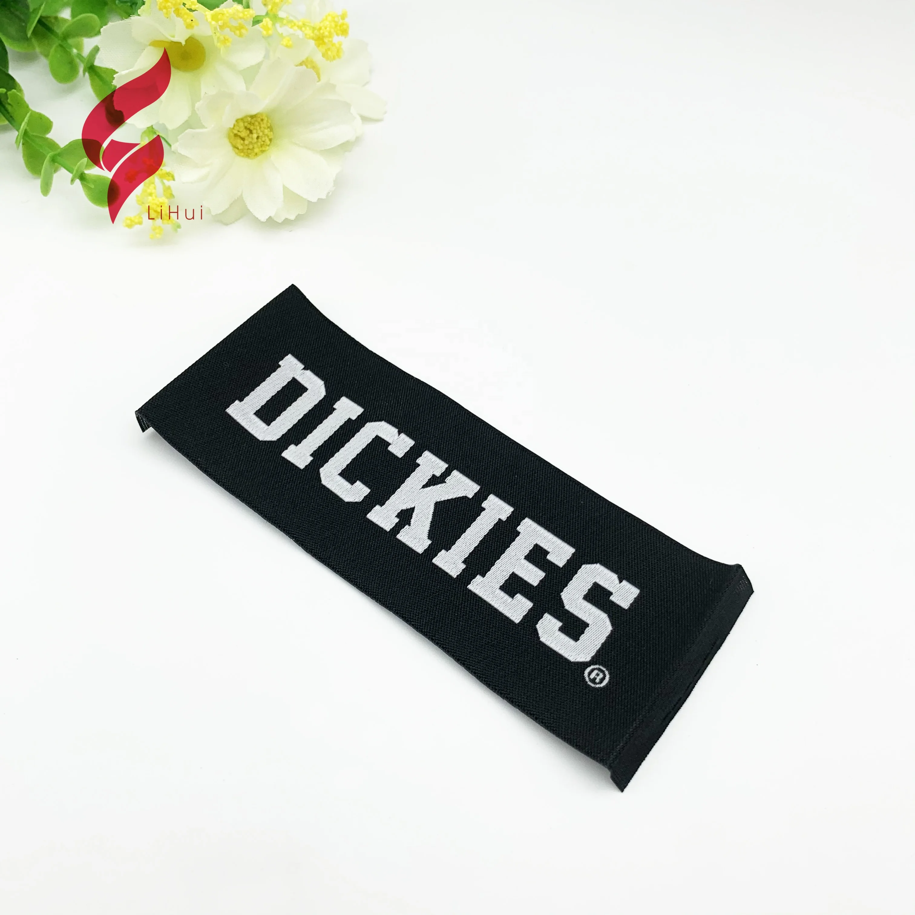 Maker Custom Garment Accessories Logo Clothes High Density Soft Woven Neck Label Clothing Taggs Woven Labels