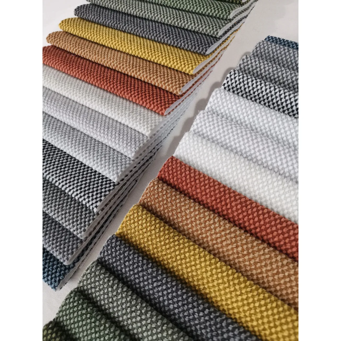 LIXIANG new designer upholstery faux wool dubai chenille dobby fabric for sofa