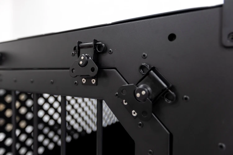 Newly Launched Outdoor Travel Car Dog Cage Customized Multiple Sizes Aluminum Large Portable Dog Crate