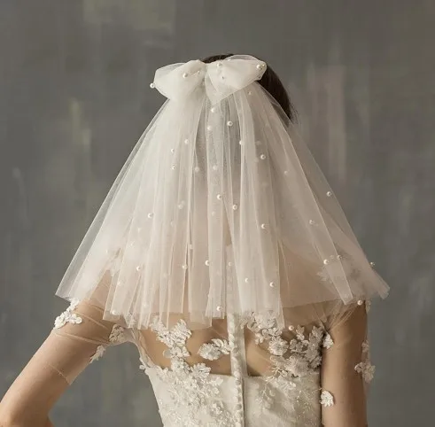 Wholesale Lace Wedding Veils Bridal Veils LSWEJ001 100% Polyester Wedding Party Plain Dyed Cut Edge Two-layer Veil 35cm