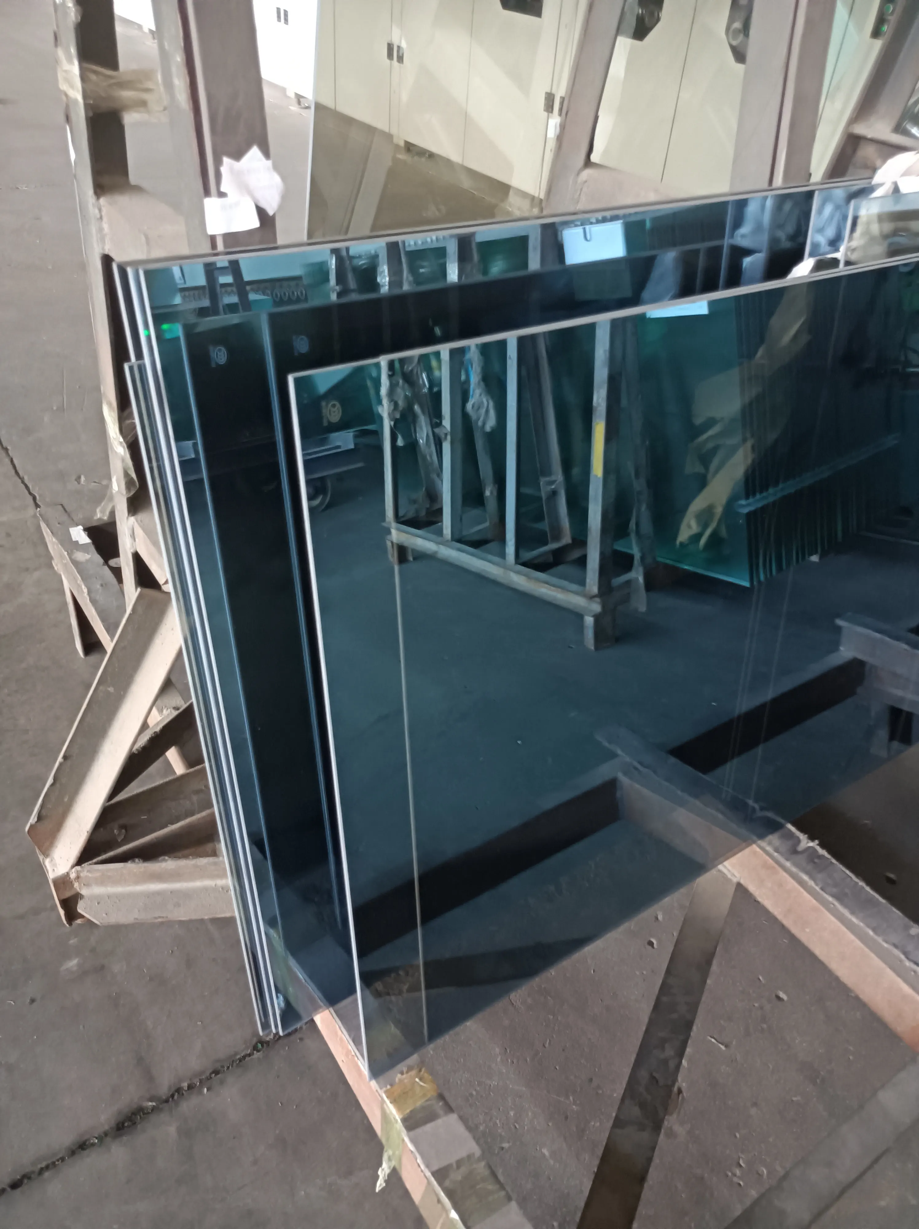 Tempered Glass Sheet 10mm 12mm Thick Tempered Glass Panels Price For Construction House Deck Balcony Balustrade