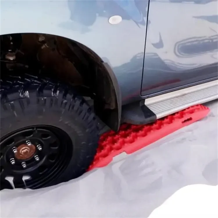 Sand Snow Mud Vehicle Rescue Track Board Off Road Tire Ladder For Tank 500 Recovery Traction Board