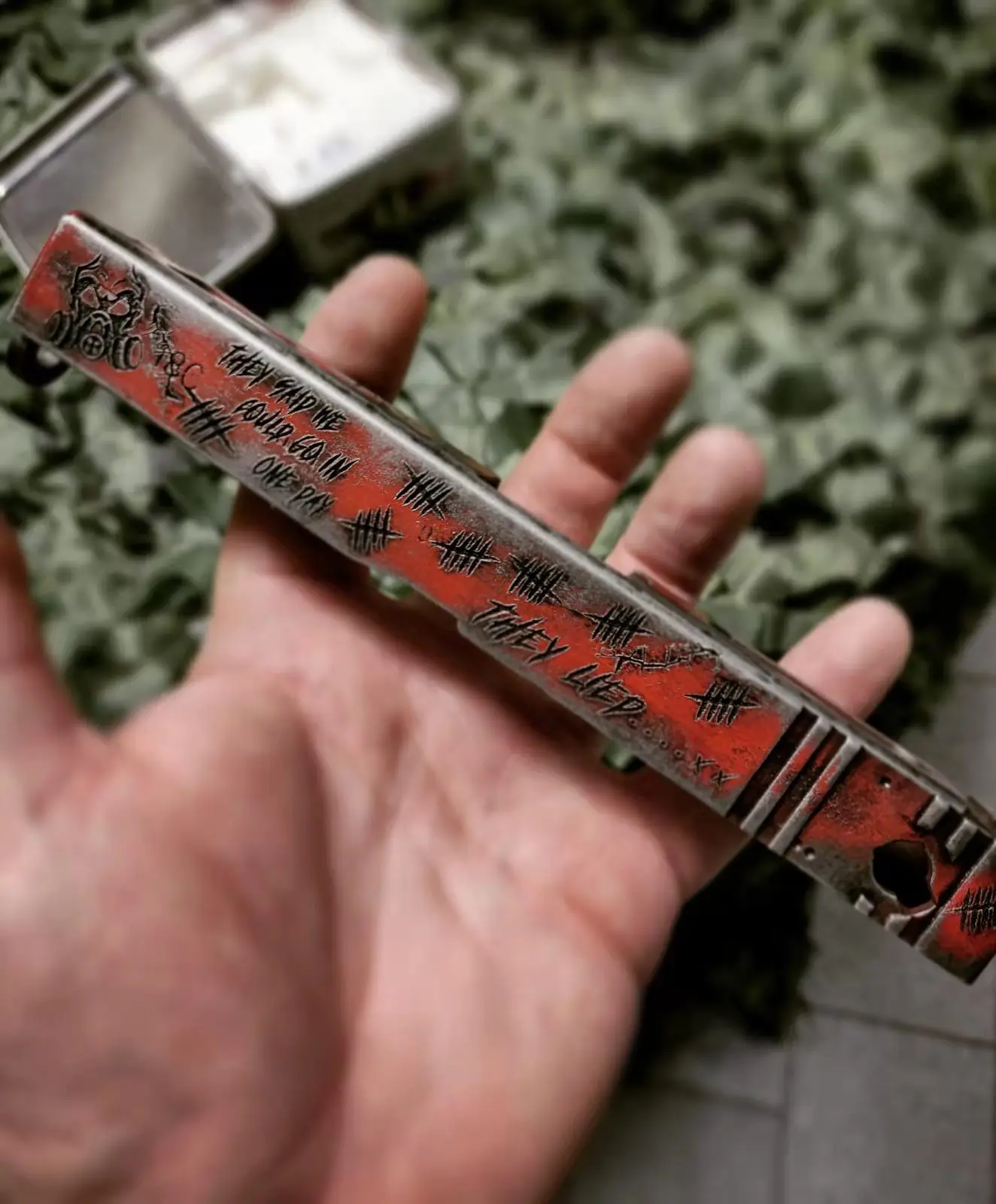  30 Вт Jpt M6 цветная волоконная лазерная маркировочная машина из нержавеющей стали Mopa гравировальная