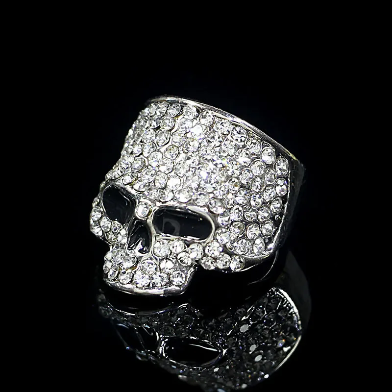 European and American retro skull ring fashion exaggerated full diamond skull ring personality hip-hop punk style men jewelry