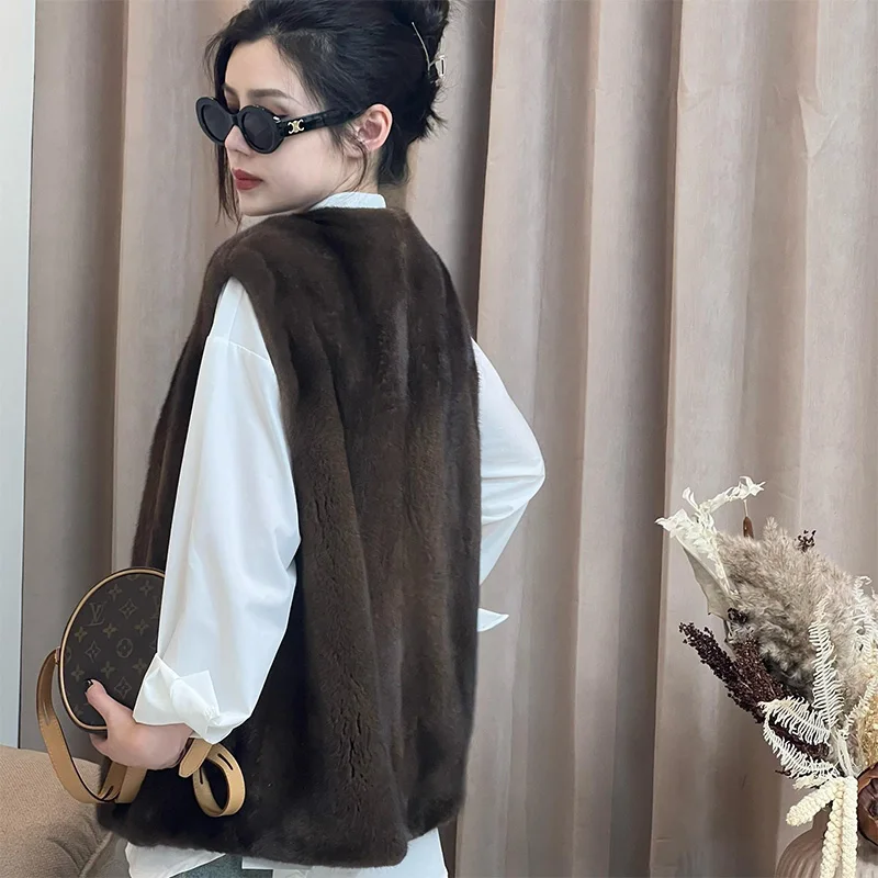 hot sale women winter comfortable stylish flattering boat neck collar hooked real mink fur vest