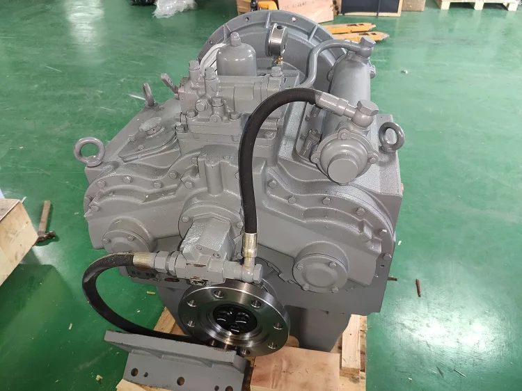 Brand new high quality Advance D300 805hp/2300rpm marine gearbox