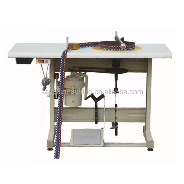Belt knitting machine