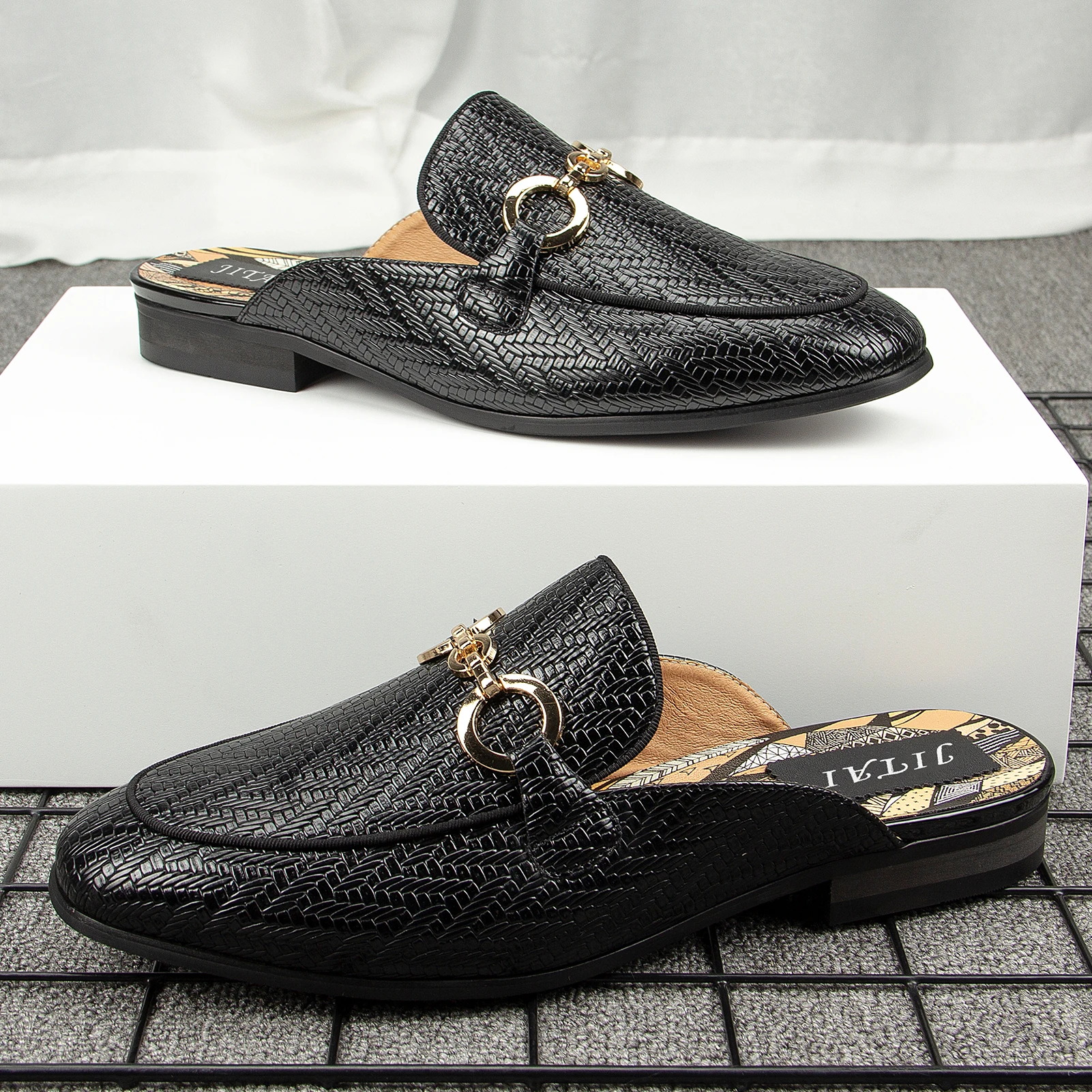 Fashion Outdoor Half Loafers Genuine  men loafer shoes