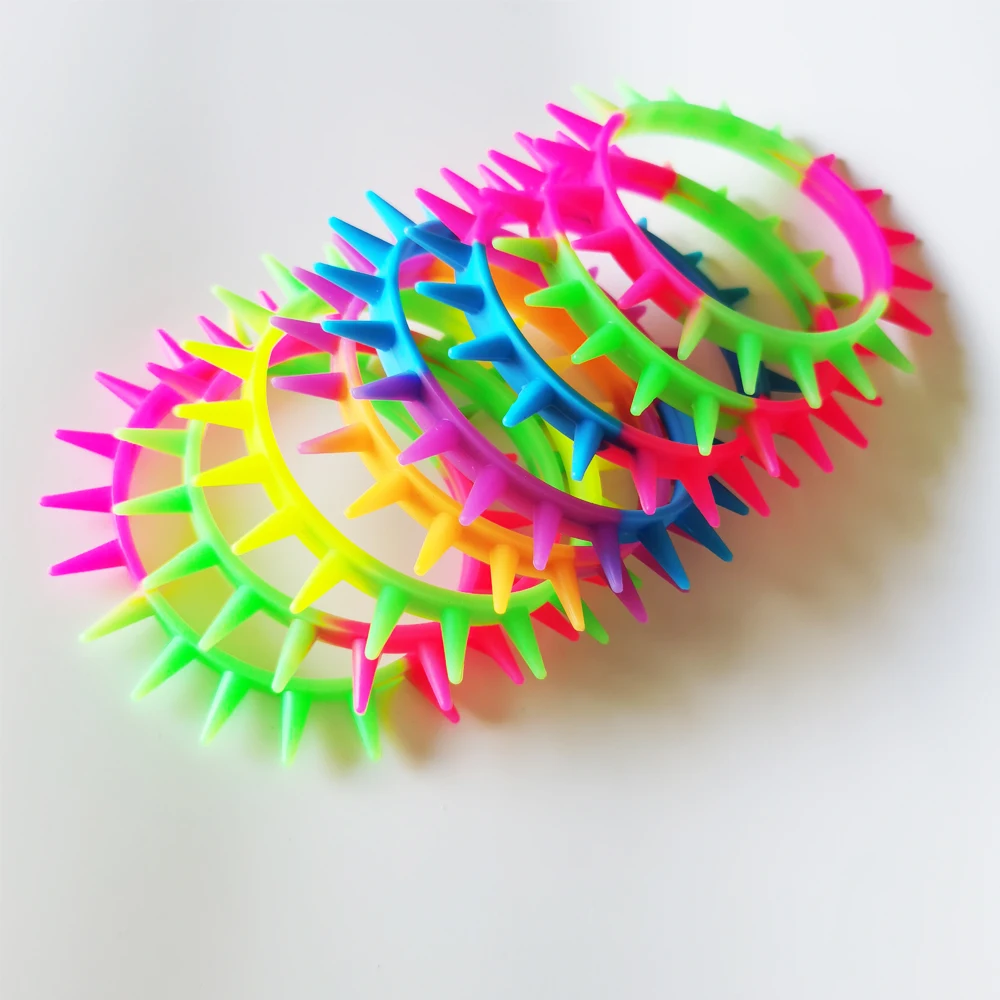 Wholesale Ecco-frendly charm spiky Egypt Silicone Wristband