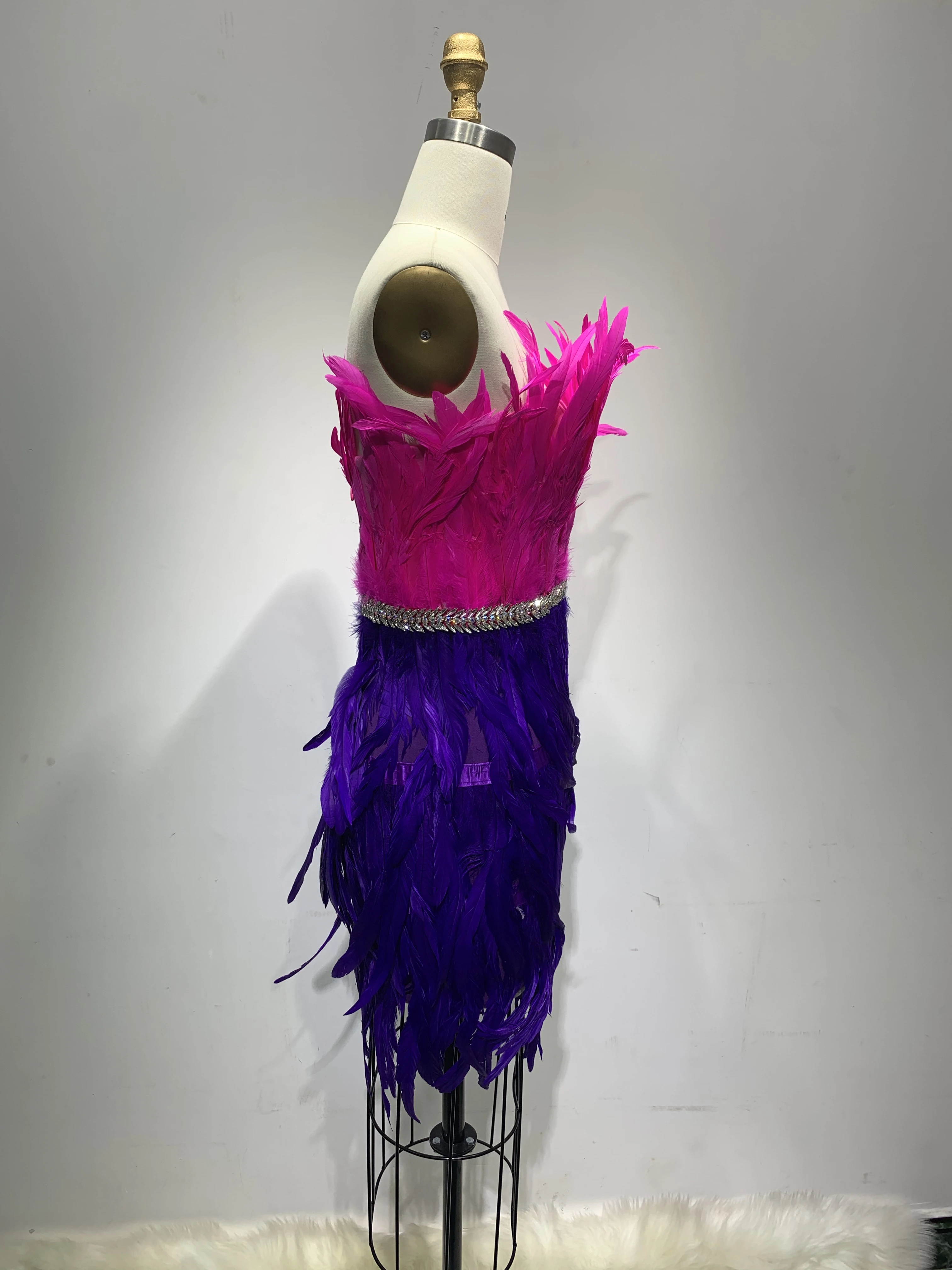 Женское вечернее платье с перьями, модельное дизайнерское платье знаменитости для выпускного вечера