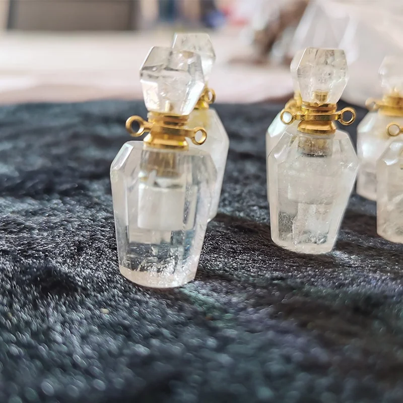 Wholesale natural perfume bottle pendant necklace point shaped crystal quartz essential oil bottles medicine bottle