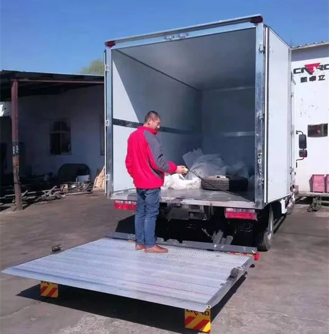 Гидравлический цилиндр с хвостовым подъемником