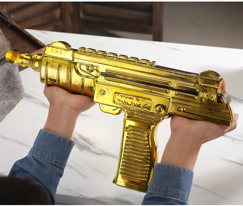 1000ml High Quality UZI  Submachine Gun Shaped  Whiskey Liquor Decanter Set with Wooden Tray
