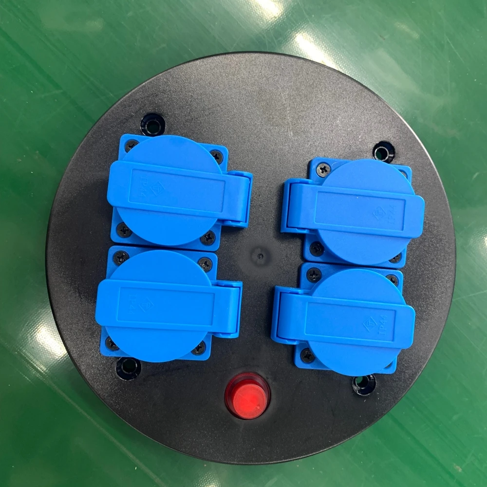 BENEW Factory Directly OEM ZD5002 4 Socket IP44 CE Certificated Simple Cable Reel With Over Heat Protector