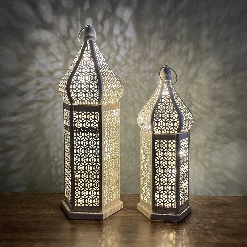 Wholesale Moroccan Style Hollow Out Battery Powered Metal Led Lanterns For Decorative Eid Ramadan Ornaments