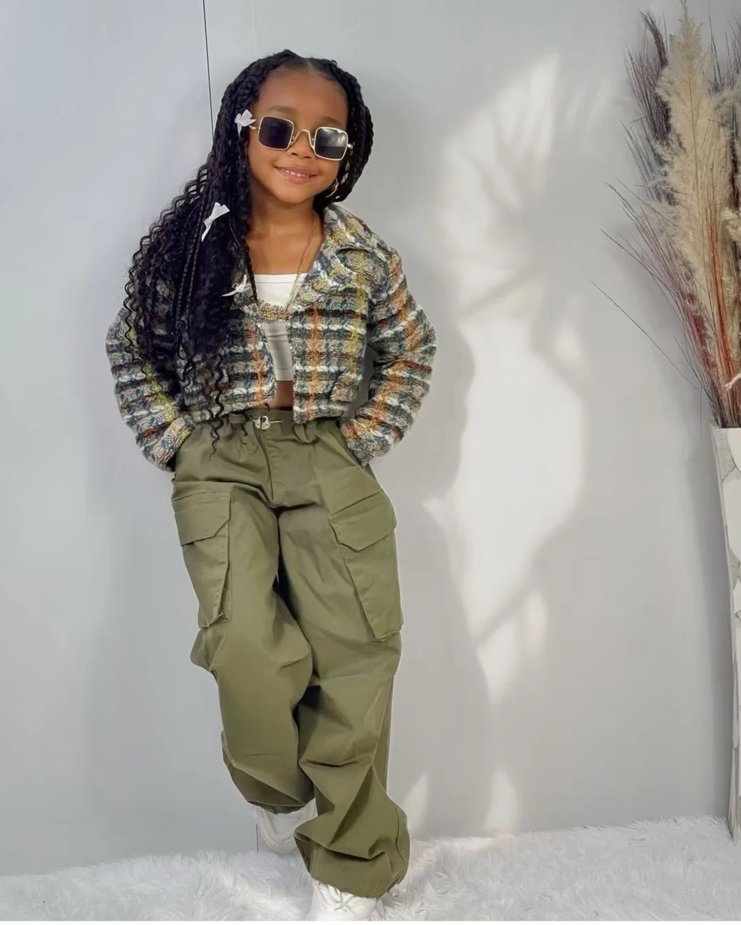 customize fashionable High Quality mini windy breaker pant set jeans for kids green denim jeans for kids