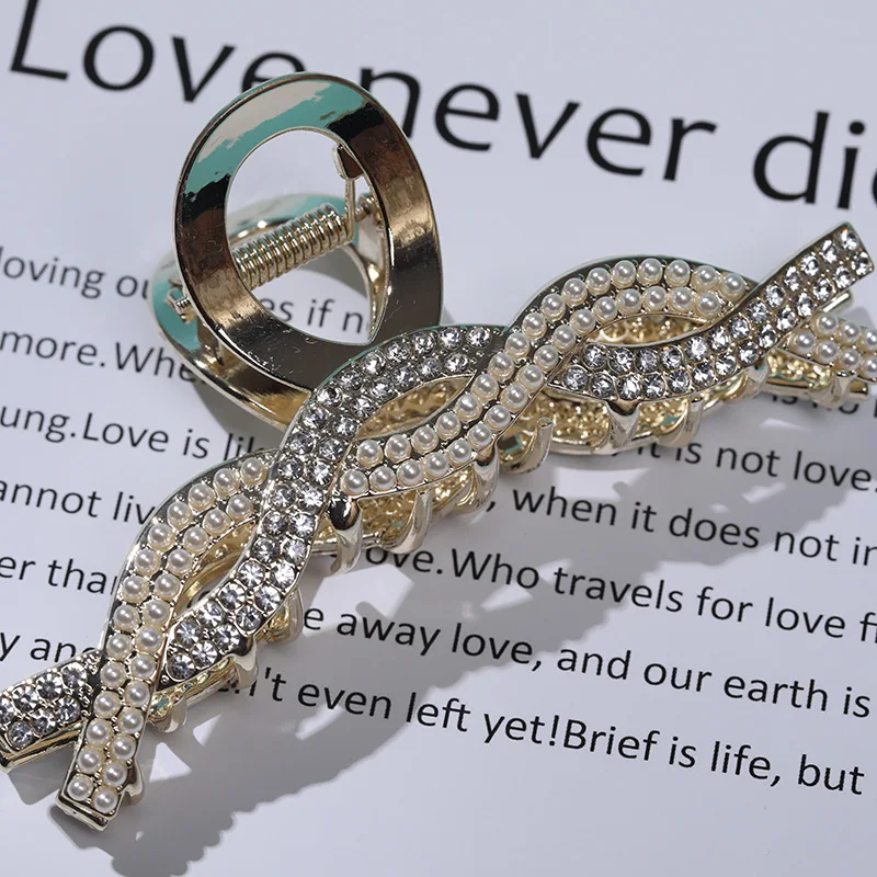 CYX670 Fashion Simple New Hair Accessories Ins Gold Plated Crystal Rhinestone Metal Pearl Shark Large Hair Claw
