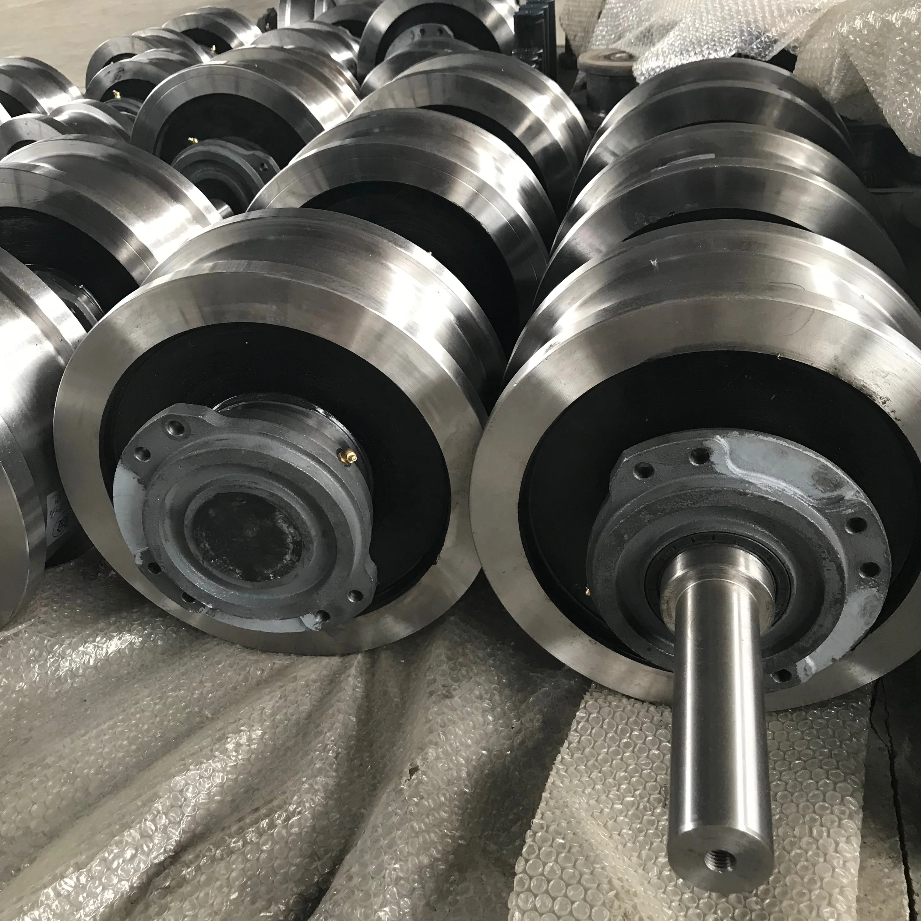 steel forged wheel diameter 200mm for overhead crane traveling rueda puente grua