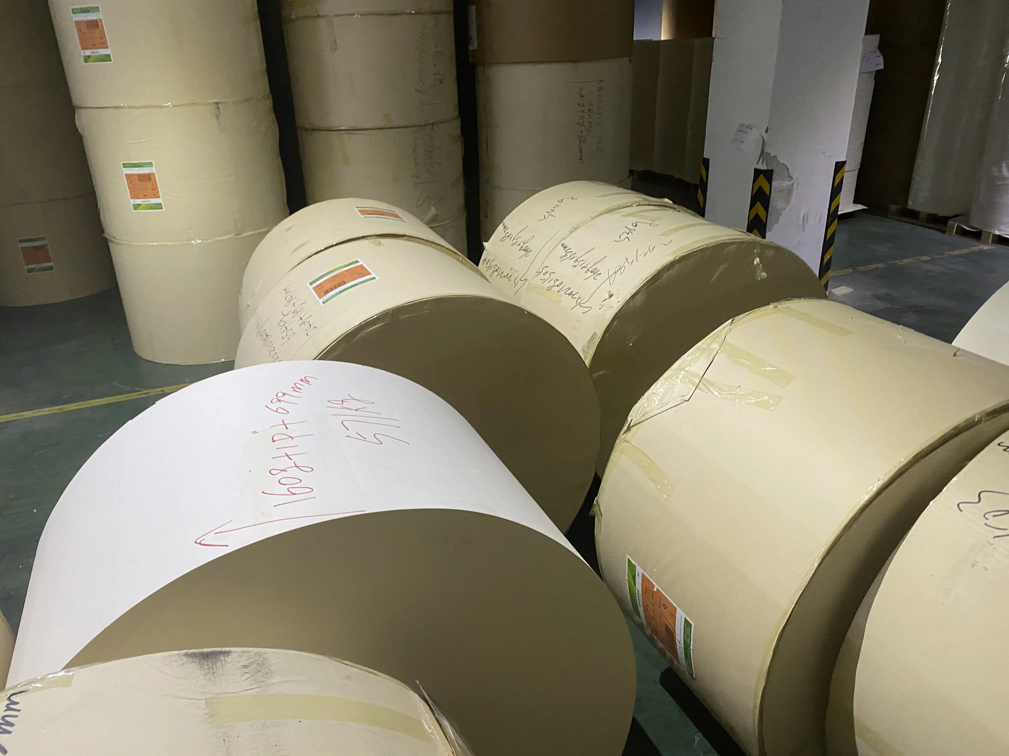 High bulk waterproof PE laminated cardboard for paper cups paper cup raw materials pe coated paper cup  roll