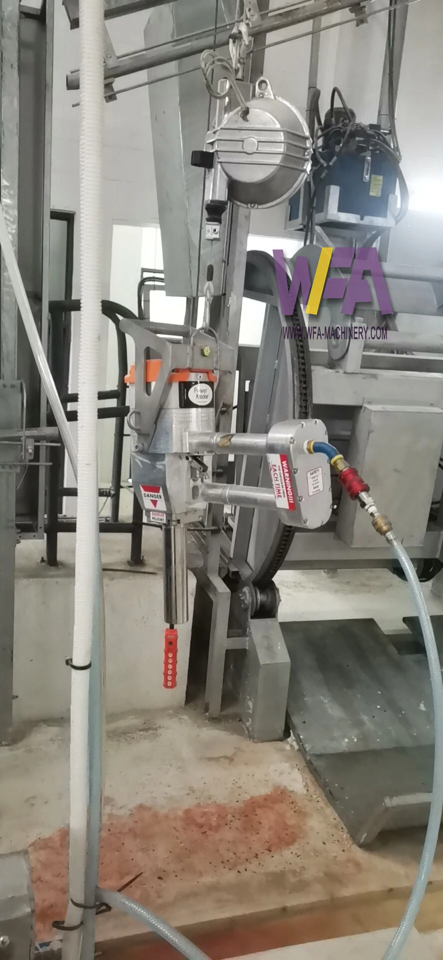 Cow Slaughter Line Pneumatic Stunner For Cattle Abattoir Equipment