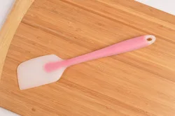 Baking Tools Amazon Top Seller Kitchenware Cooking Tools Kitchen Cheese Sharpener Semi-transparent Material Silicone Scraper