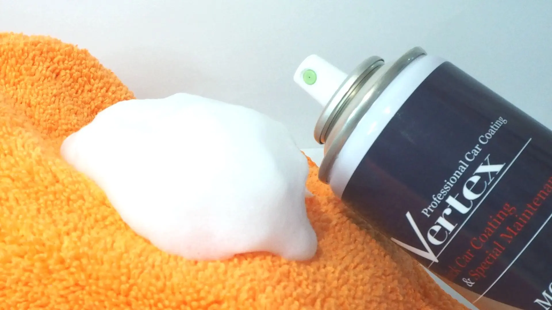 Contains no fluorine compounds Vertex MOCO gloss and luster auto car care chemical