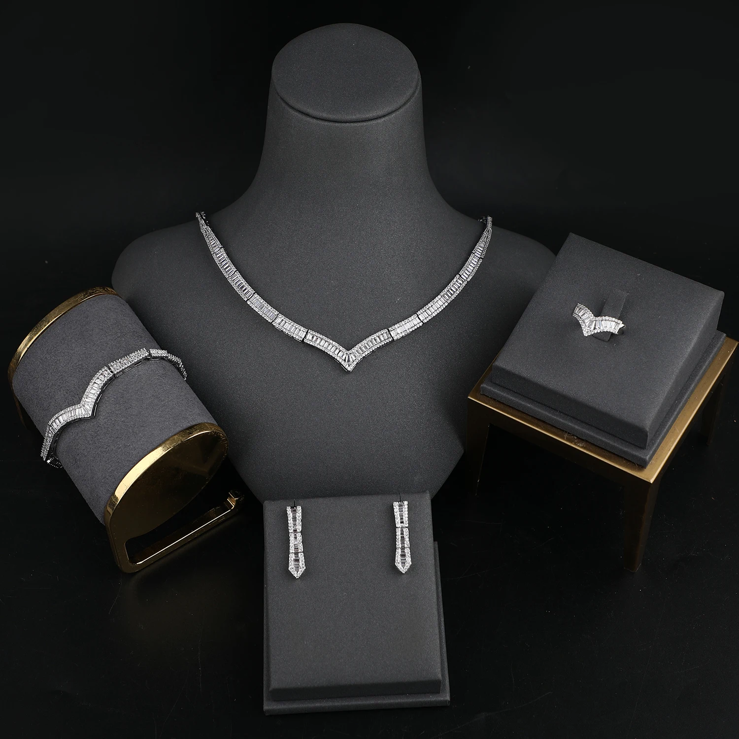 high quality Dubai Saudi Arabia luxury cubic zircon jewelry set necklace earrings ring bracelet4pcs jewelry set for women