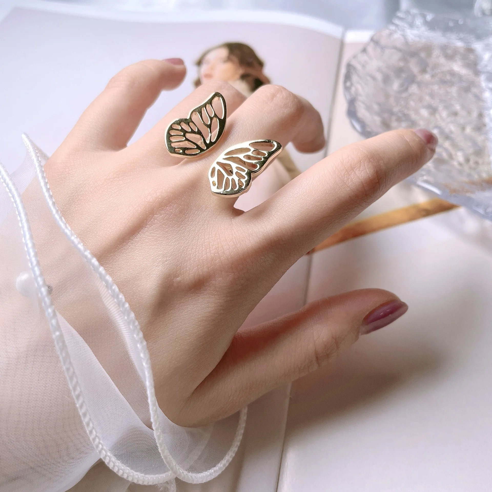 18k gold plated hollow big butterfly adjustable open  rings  jelewry