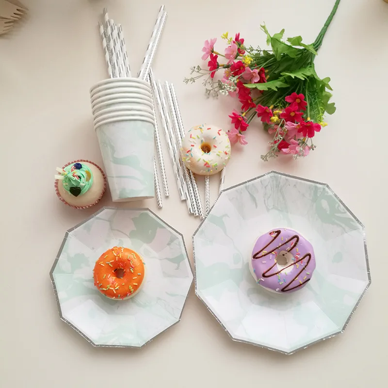 Hot sale party cups with straw disposable paper lunch trays eid paper plates Special shaped plates