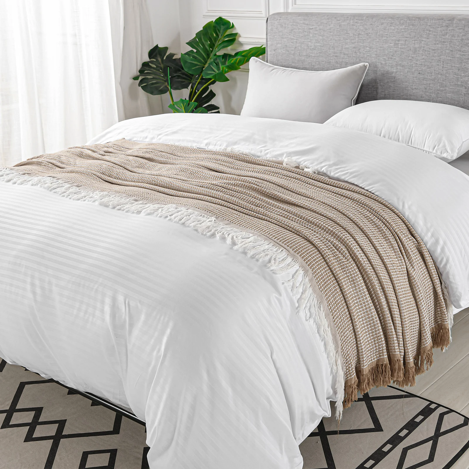 The best-selling simple waffle and tassel blanket is my bamboo fiber blanket