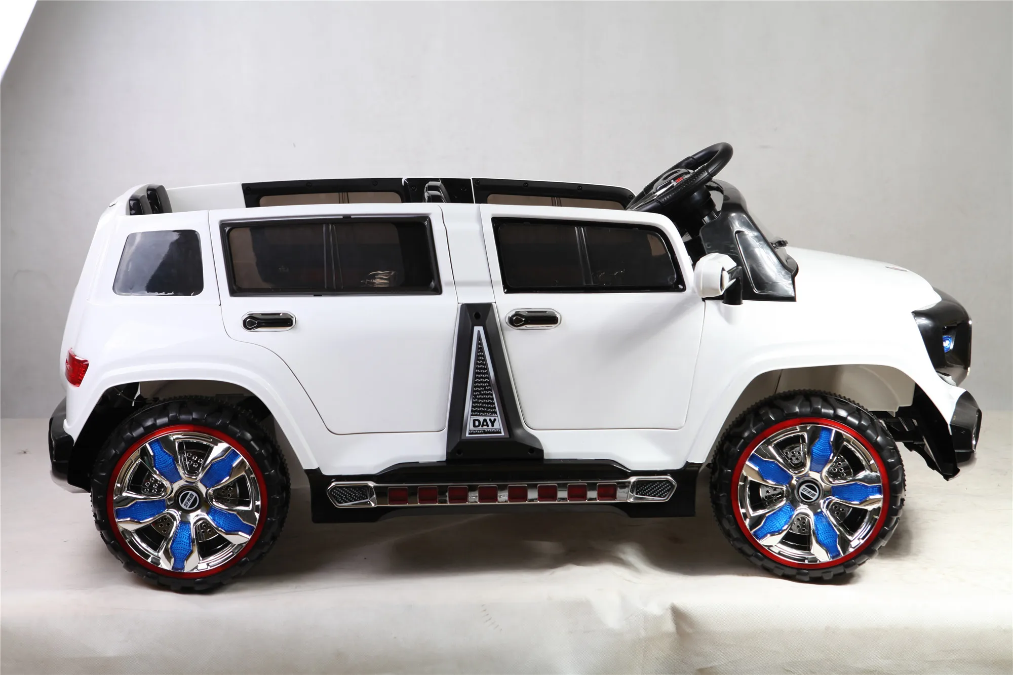 New Design Children Car Battery Ride On Car Toy Electric Car For Children 12V