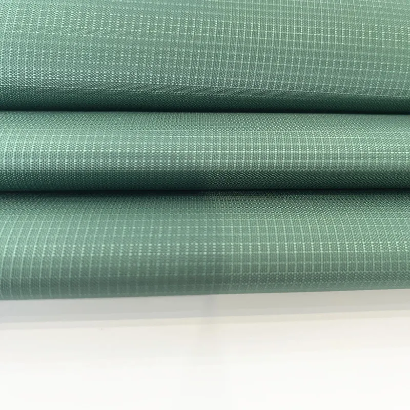 High quality 150D Oxford 100%polyester ripstop plaid blackout coated silver coating for outdoor tent car cover 100% black out