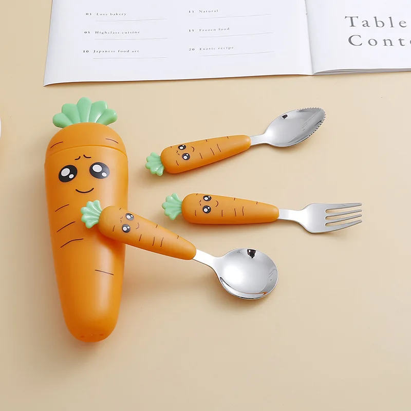 Food Grade Cute Carrot Design Safe Child Cutlery Set Stainless Steel 304 Food Feeding Spoon and Fork with Case Kids Flatware Set