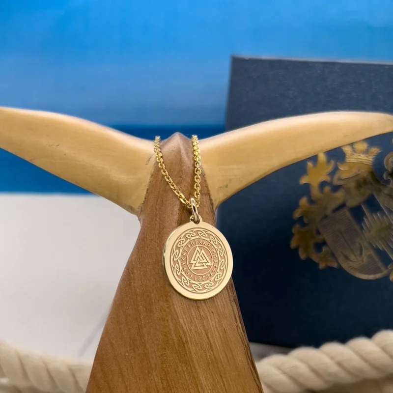 High Polished Stainless Steel 18k Gold Plated Celtic Valknut Norse Necklace New Design Caltic Claddagh Necklace
