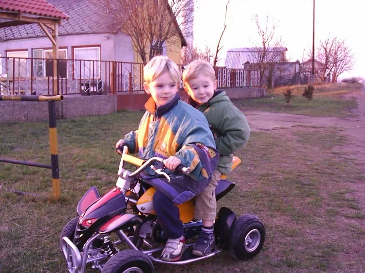 Горячее надувательство 49cc мини ATV Quad велосипед/детскй 4-колесный для детей ястреб