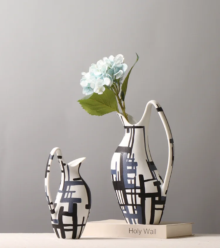 Modern simple hand-painted abstract pattern ceramic vase model room living room creative single ear flower vase ornaments