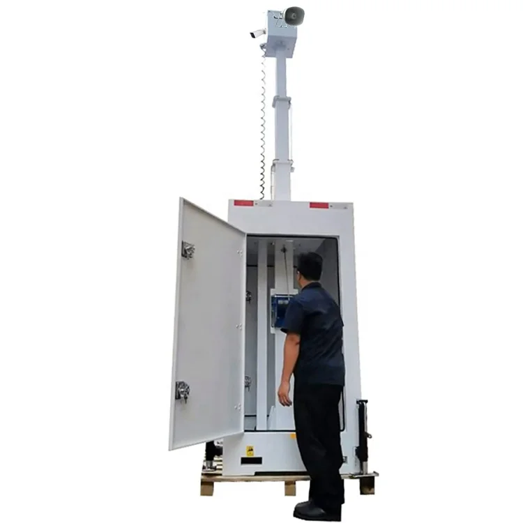 Compact Structure Mobile Surveillance Camera Tower Portable Light Tower for Road Intersection